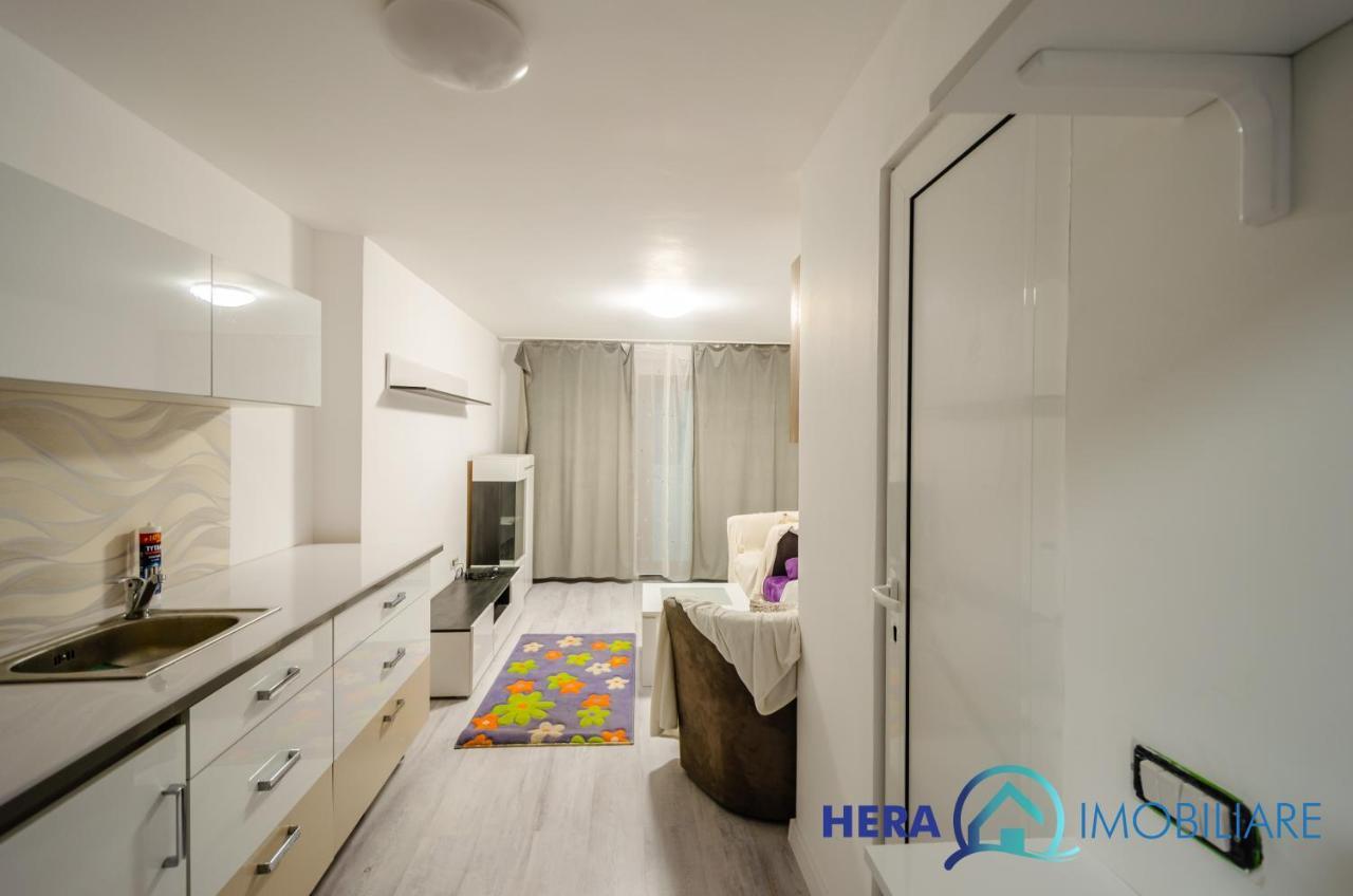 Apartament Cu O Camera Арад Екстериор снимка